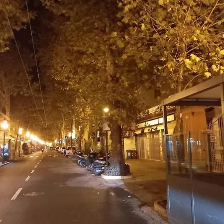 Garibaldi 111 Апартаменты